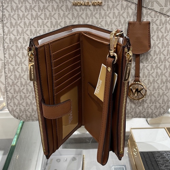 MICHAEL KORS LARGE DOUBLE ZIP WRISTLET WALLET PHONE CASE - Picture 4 of 13